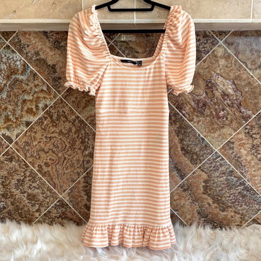 Vero Moda Tangerine and White Ribbed Ruffle Mini Dress Juniors Size Medium NWOT
